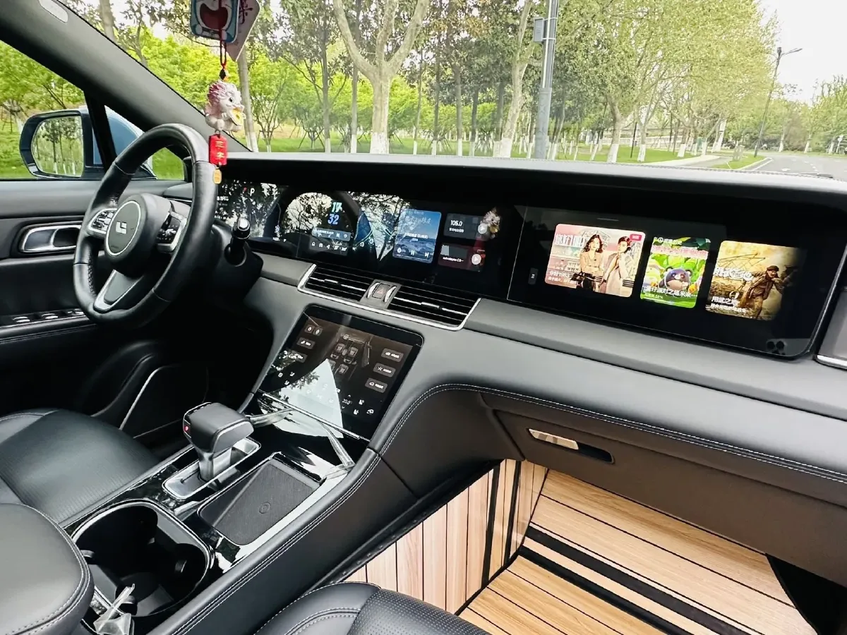 2021 Li ONE Range Extended 131HP REEV 40.5KWH,autocango,china used car exporter,china ev exporter,chinese used car exporter,chinese used ev exporter