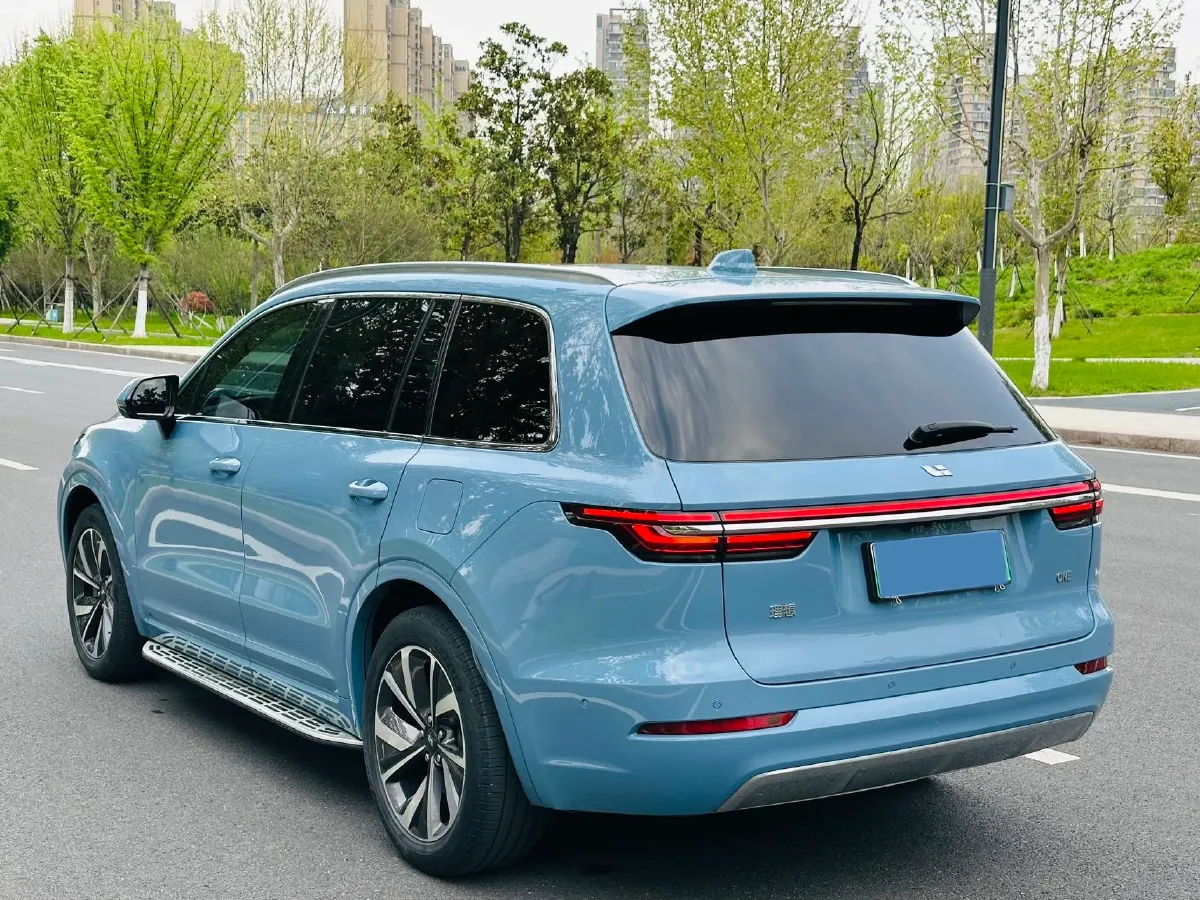 2021 Li ONE Range Extended 131HP REEV 40.5KWH,autocango,china used car exporter,china ev exporter,chinese used car exporter,chinese used ev exporter