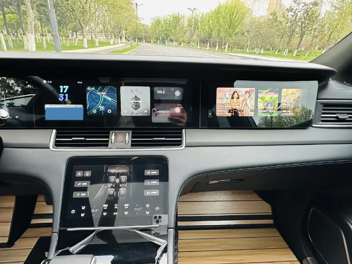 2021 Li ONE Range Extended 131HP REEV 40.5KWH,autocango,china used car exporter,china ev exporter,chinese used car exporter,chinese used ev exporter