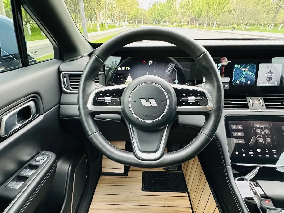 2021 Li ONE Range Extended 131HP REEV 40.5KWH,autocango,china used car exporter,china ev exporter,chinese used car exporter,chinese used ev exporter