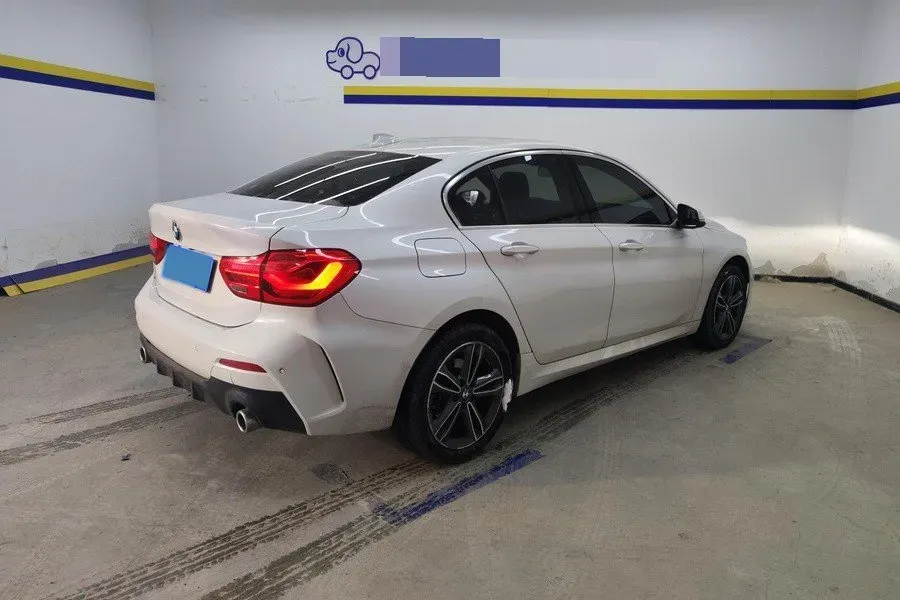 2021 BMW 1 Series 1.5T 140HP L3 7DCT,autocango,china used car exporter,china ev exporter,chinese used car exporter,chinese used ev exporter