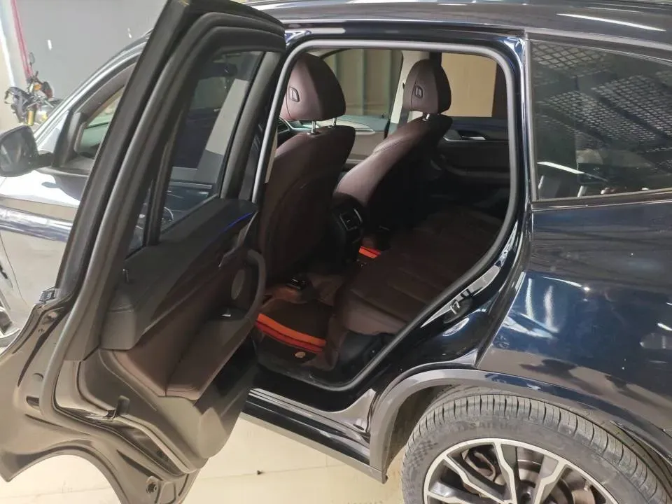 2022 BMW X3 2.0T 252HP L4 8AT,autocango,china used car exporter,china ev exporter,chinese used car exporter,chinese used ev exporter