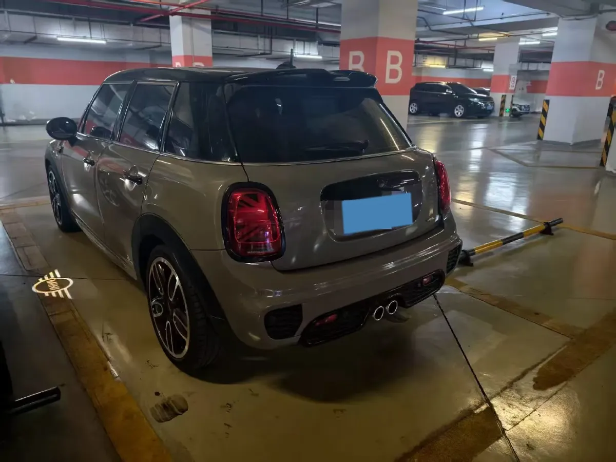 2020 MINI MINI 2.0T 192HP L4 7DCT,autocango,china used car exporter,china ev exporter,chinese used car exporter,chinese used ev exporter