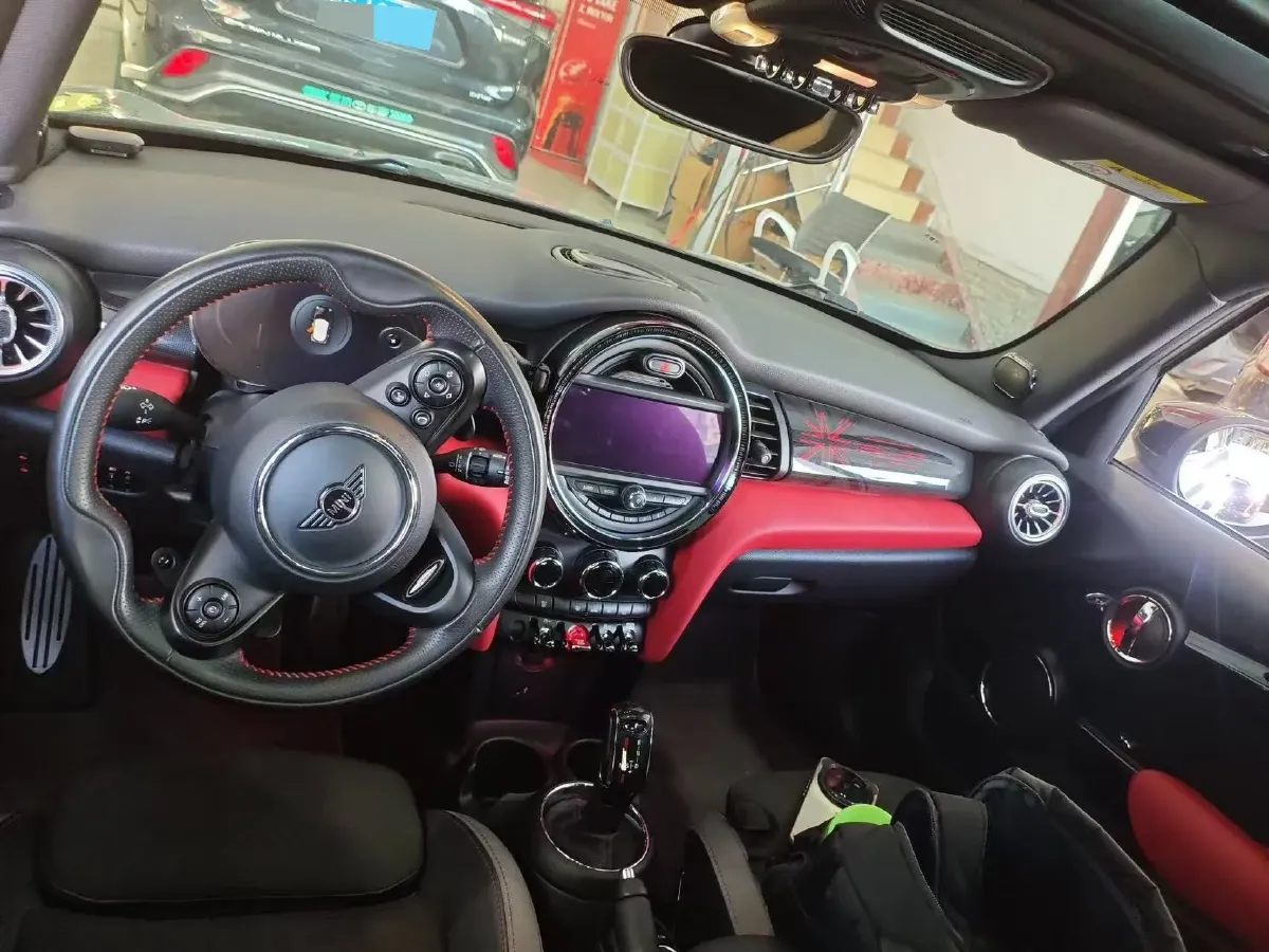 2020 MINI MINI 2.0T 192HP L4 7DCT,autocango,china used car exporter,china ev exporter,chinese used car exporter,chinese used ev exporter