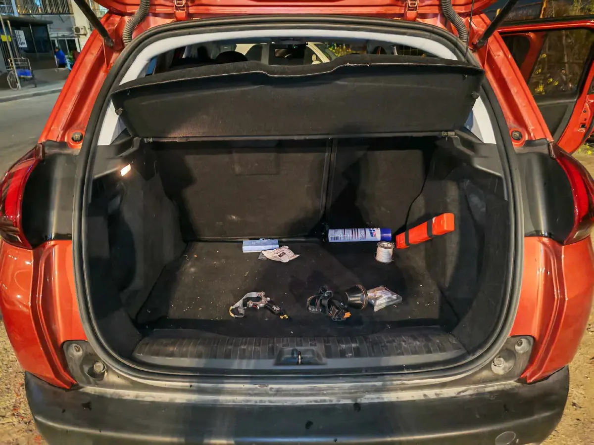 2018 Peugeot 2008 1.6L 117HP L4 6AT,autocango,china used car exporter,china ev exporter,chinese used car exporter,chinese used ev exporter