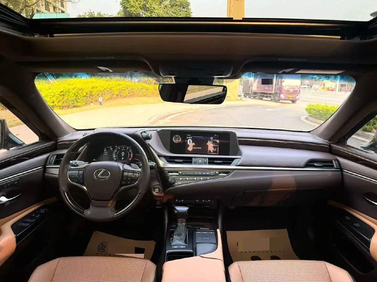 2018 Lexus ES 2.0L 173HP L4 CVT,autocango,china used car exporter,china ev exporter,chinese used car exporter,chinese used ev exporter