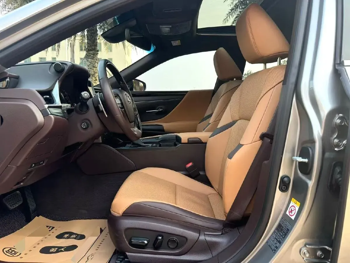 2018 Lexus ES 2.0L 173HP L4 CVT,autocango,china used car exporter,china ev exporter,chinese used car exporter,chinese used ev exporter