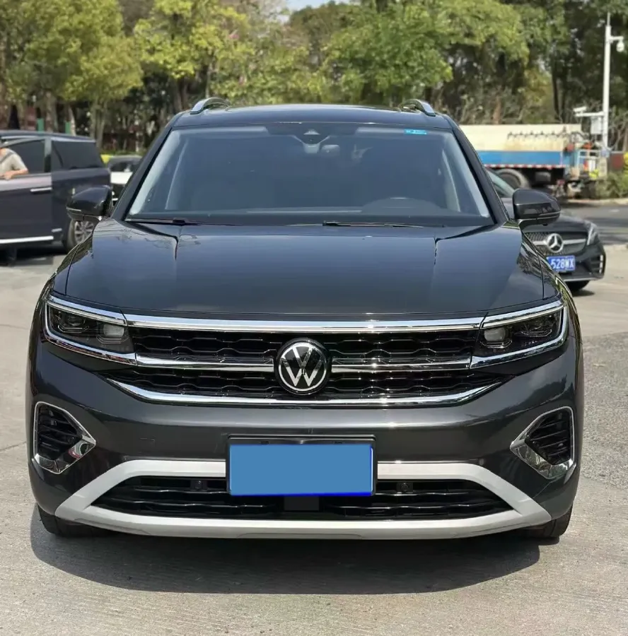 2022 Volkswagen Talagon 2.0T 220HP L4 7DCT,autocango,china used car exporter,china ev exporter,chinese used car exporter,chinese used ev exporter