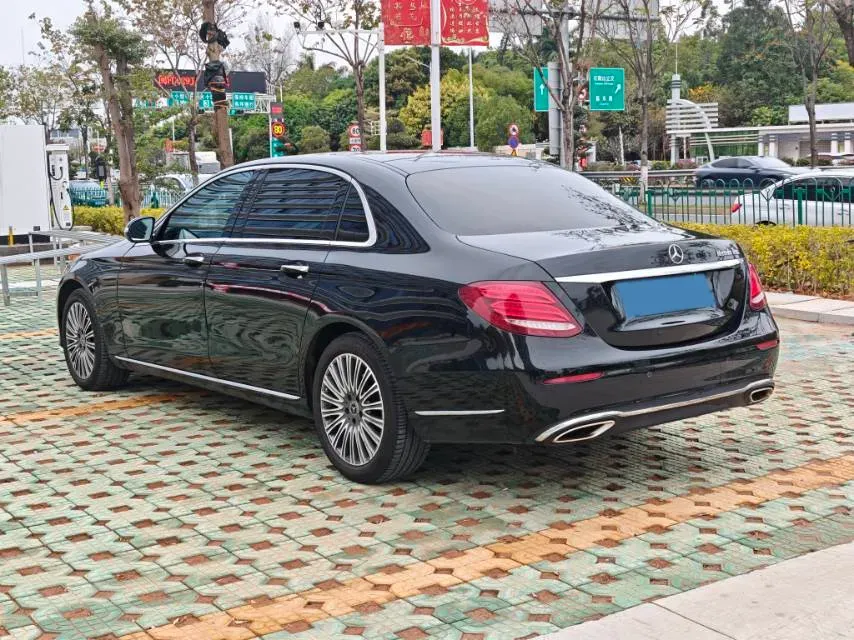 2020 Mercedes-Benz E Class 2.0T 258HP L4 9AT,autocango,china used car exporter,china ev exporter,chinese used car exporter,chinese used ev exporter