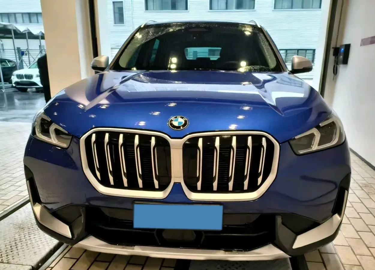 2023 BMW X1 1.5T 156HP L3 7DCT,autocango,china used car exporter,china ev exporter,chinese used car exporter,chinese used ev exporter