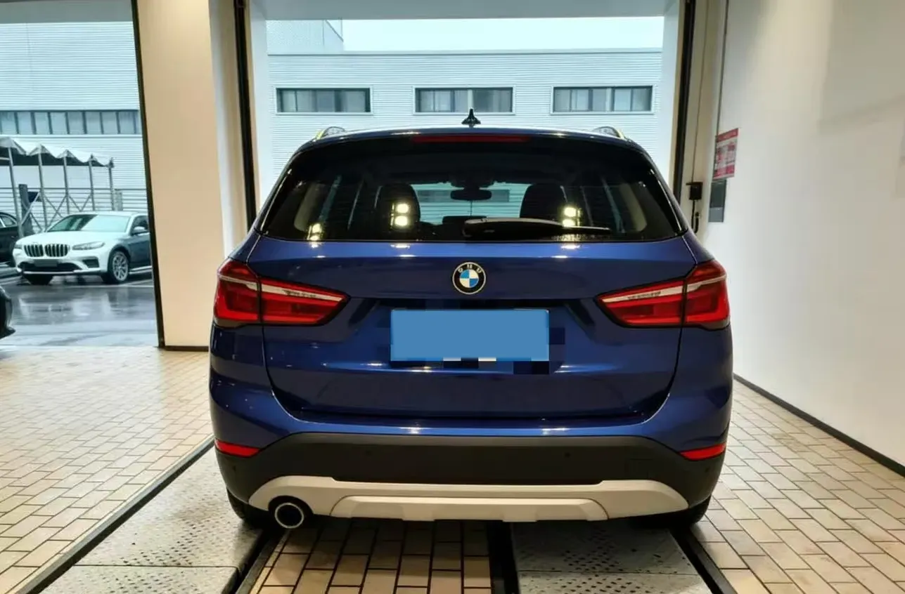 2023 BMW X1 1.5T 156HP L3 7DCT,autocango,china used car exporter,china ev exporter,chinese used car exporter,chinese used ev exporter