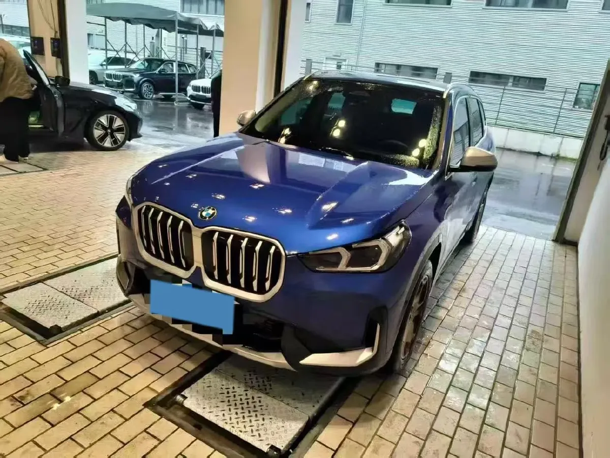 2023 BMW X1 1.5T 156HP L3 7DCT,autocango,china used car exporter,china ev exporter,chinese used car exporter,chinese used ev exporter