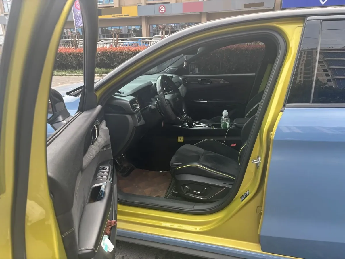 2020 LYNK&CO 03 2.0T 254HP L4 8AT,autocango,china used car exporter,china ev exporter,chinese used car exporter,chinese used ev exporter