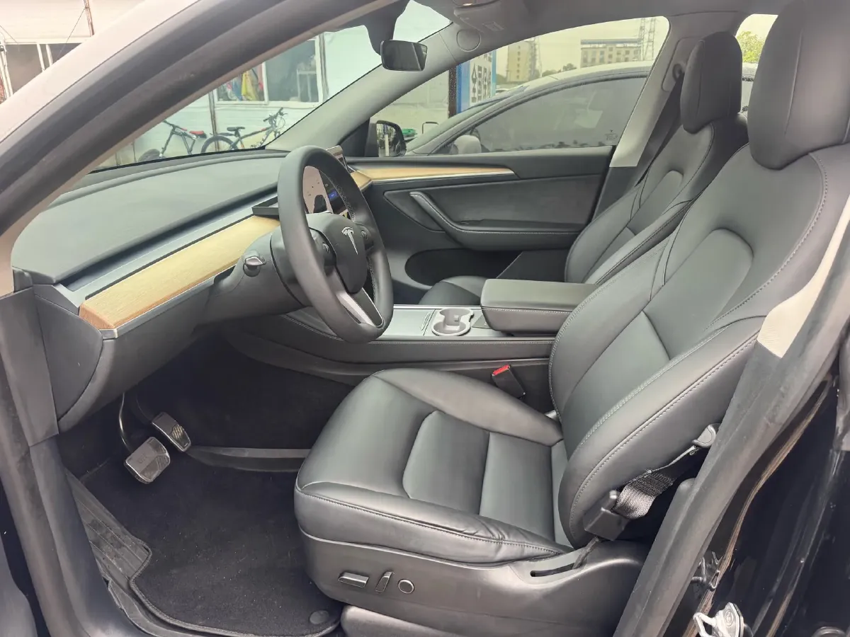 2021 Tesla Model Y BEV 60KWH,autocango,china used car exporter,china ev exporter,chinese used car exporter,chinese used ev exporter