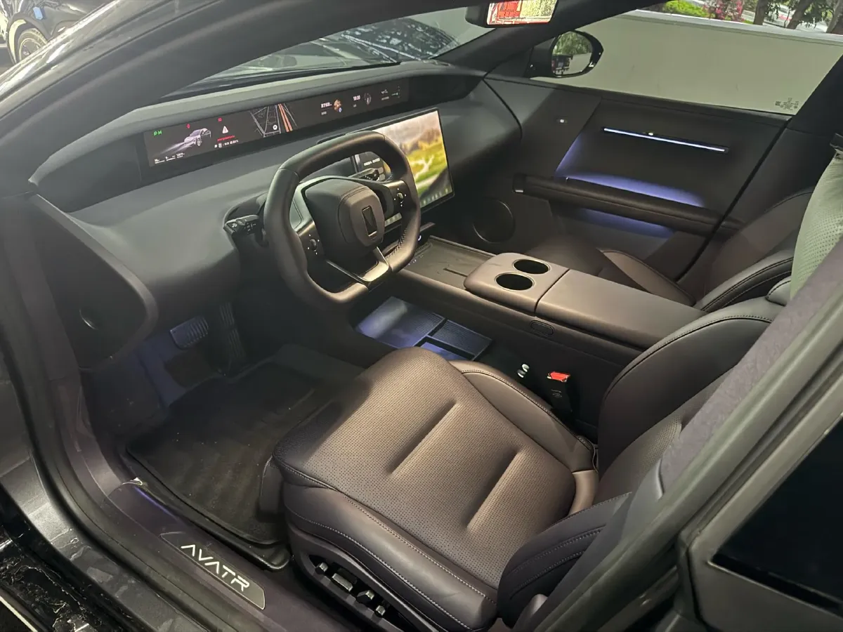 2025 Avatr 06 BEV,autocango,china used car exporter,china ev exporter,chinese used car exporter,chinese used ev exporter