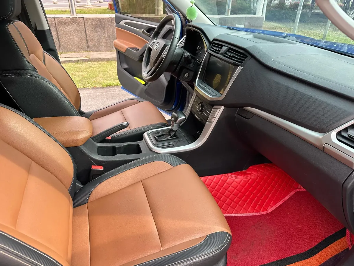 2019 MAXUS T70 2.0T 163HP L4 6AT,autocango,china used car exporter,china ev exporter,chinese used car exporter,chinese used ev exporter