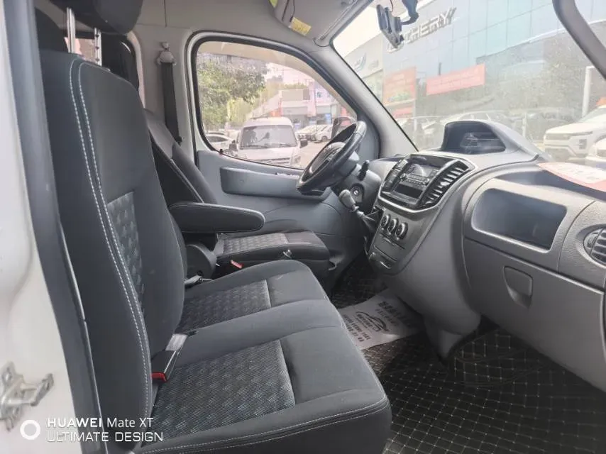2021 MAXUS XinTu V80 2.0T 139HP L4 6MT,autocango,china used car exporter,china ev exporter,chinese used car exporter,chinese used ev exporter
