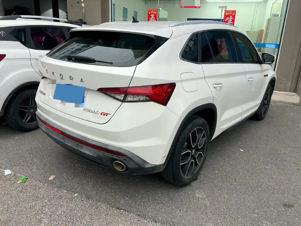 2020 Skoda Kodiak 2.0T 186HP L4 7DCT,autocango,china used car exporter,china ev exporter,chinese used car exporter,chinese used ev exporter