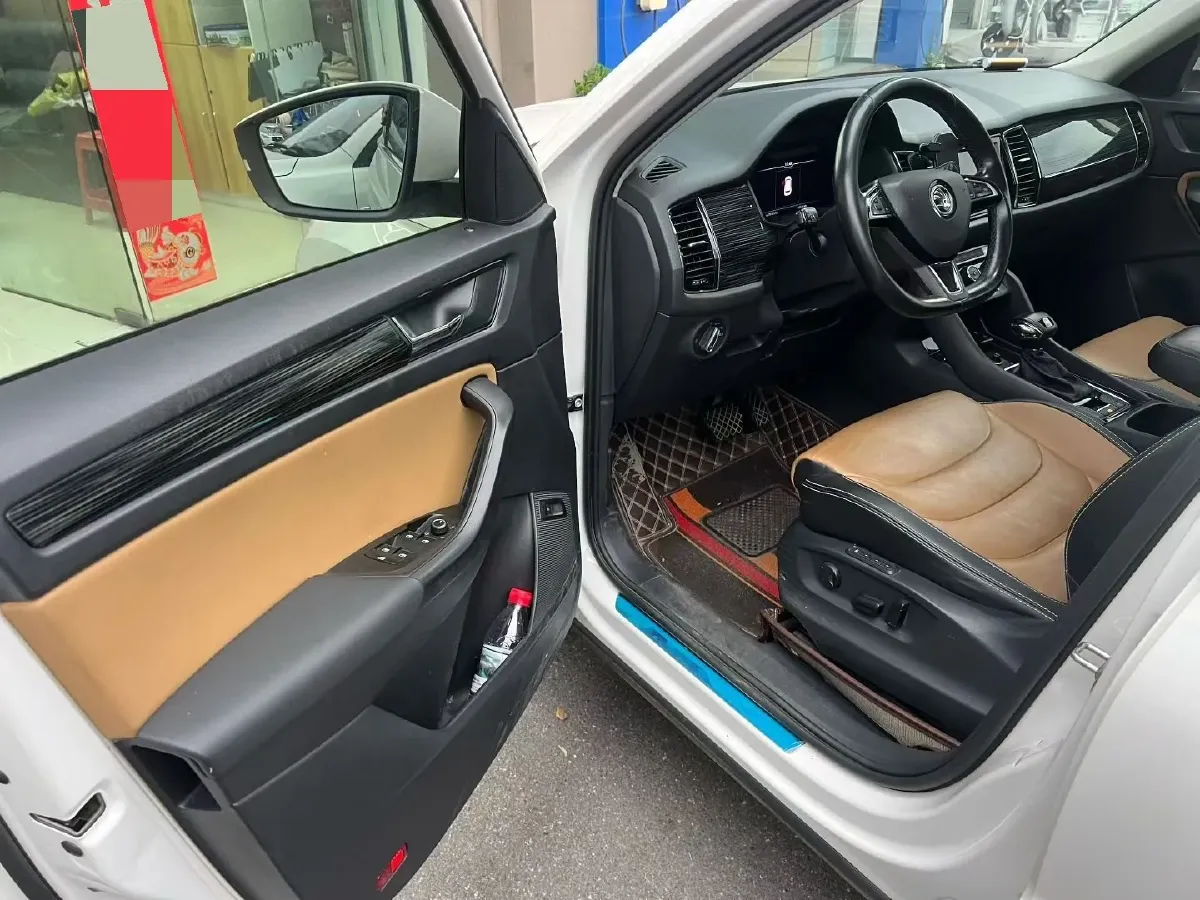 2020 Skoda Kodiak 2.0T 186HP L4 7DCT,autocango,china used car exporter,china ev exporter,chinese used car exporter,chinese used ev exporter