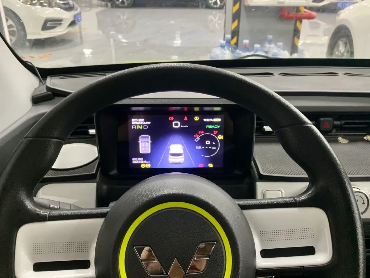 2022 WuLing HongGuang MINI EV BEV 17.3KWH,autocango,china used car exporter,china ev exporter,chinese used car exporter,chinese used ev exporter