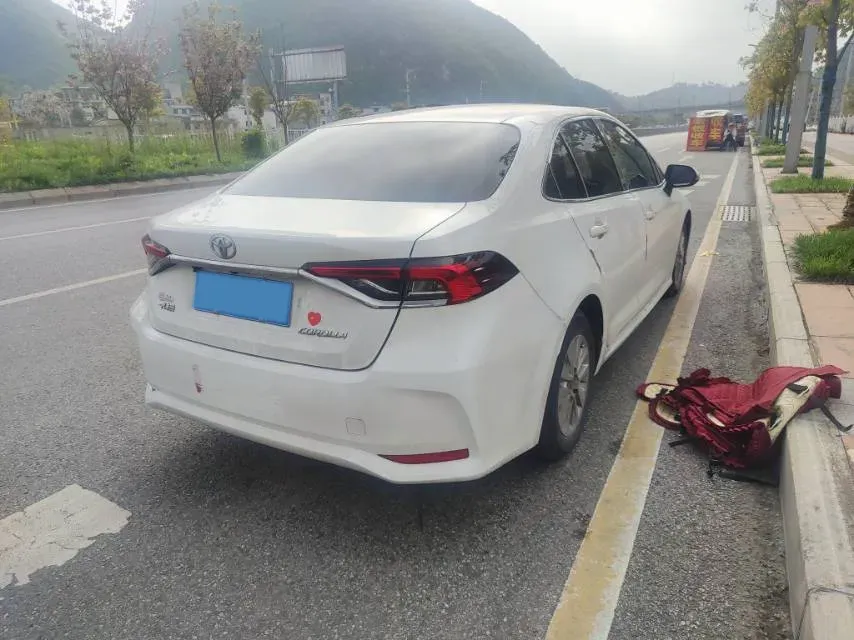 2021 Toyota Corolla 1.5L 121HP L3 CVT,autocango,china used car exporter,china ev exporter,chinese used car exporter,chinese used ev exporter