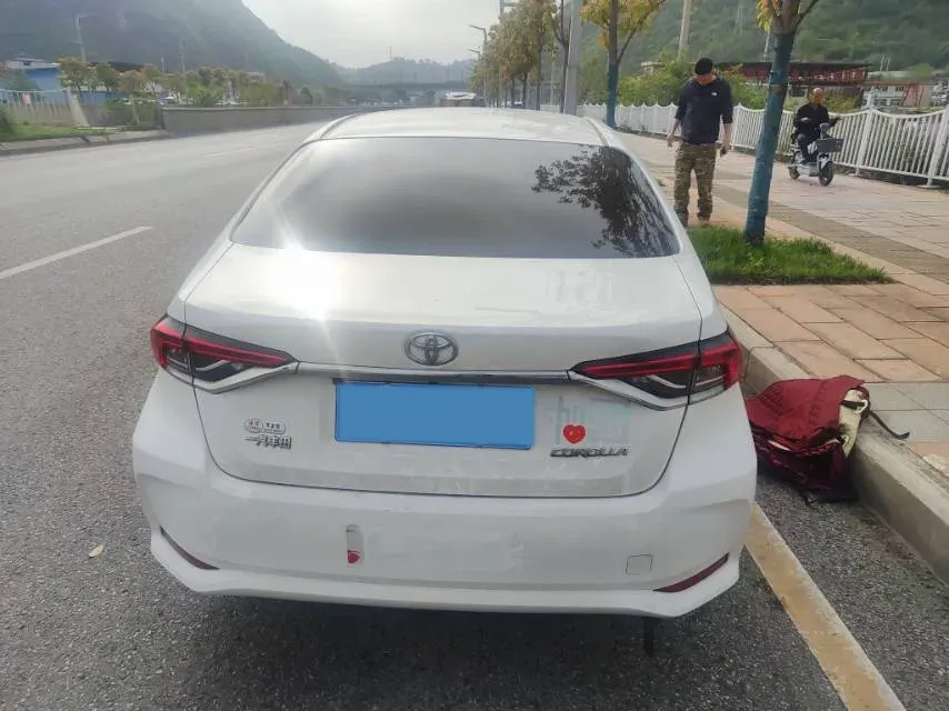 2021 Toyota Corolla 1.5L 121HP L3 CVT,autocango,china used car exporter,china ev exporter,chinese used car exporter,chinese used ev exporter