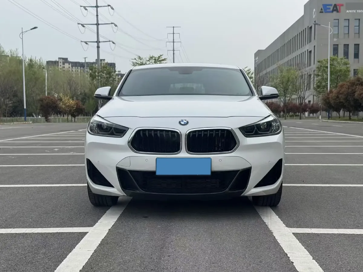 2021 BMW X2 2.0T 192HP L4 7DCT,autocango,china used car exporter,china ev exporter,chinese used car exporter,chinese used ev exporter