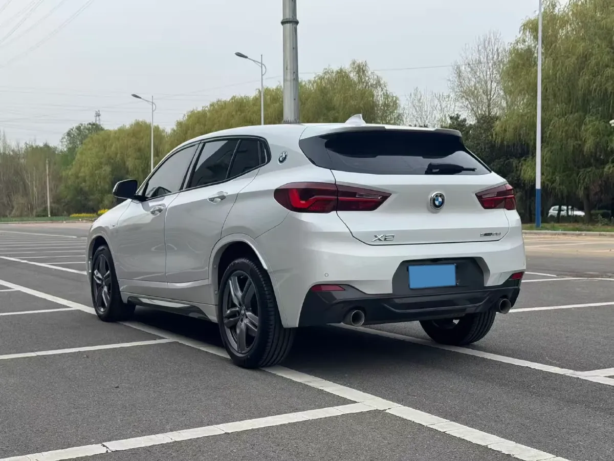 2021 BMW X2 2.0T 192HP L4 7DCT,autocango,china used car exporter,china ev exporter,chinese used car exporter,chinese used ev exporter