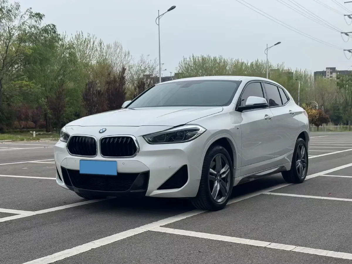 2021 BMW X2 2.0T 192HP L4 7DCT,autocango,china used car exporter,china ev exporter,chinese used car exporter,chinese used ev exporter