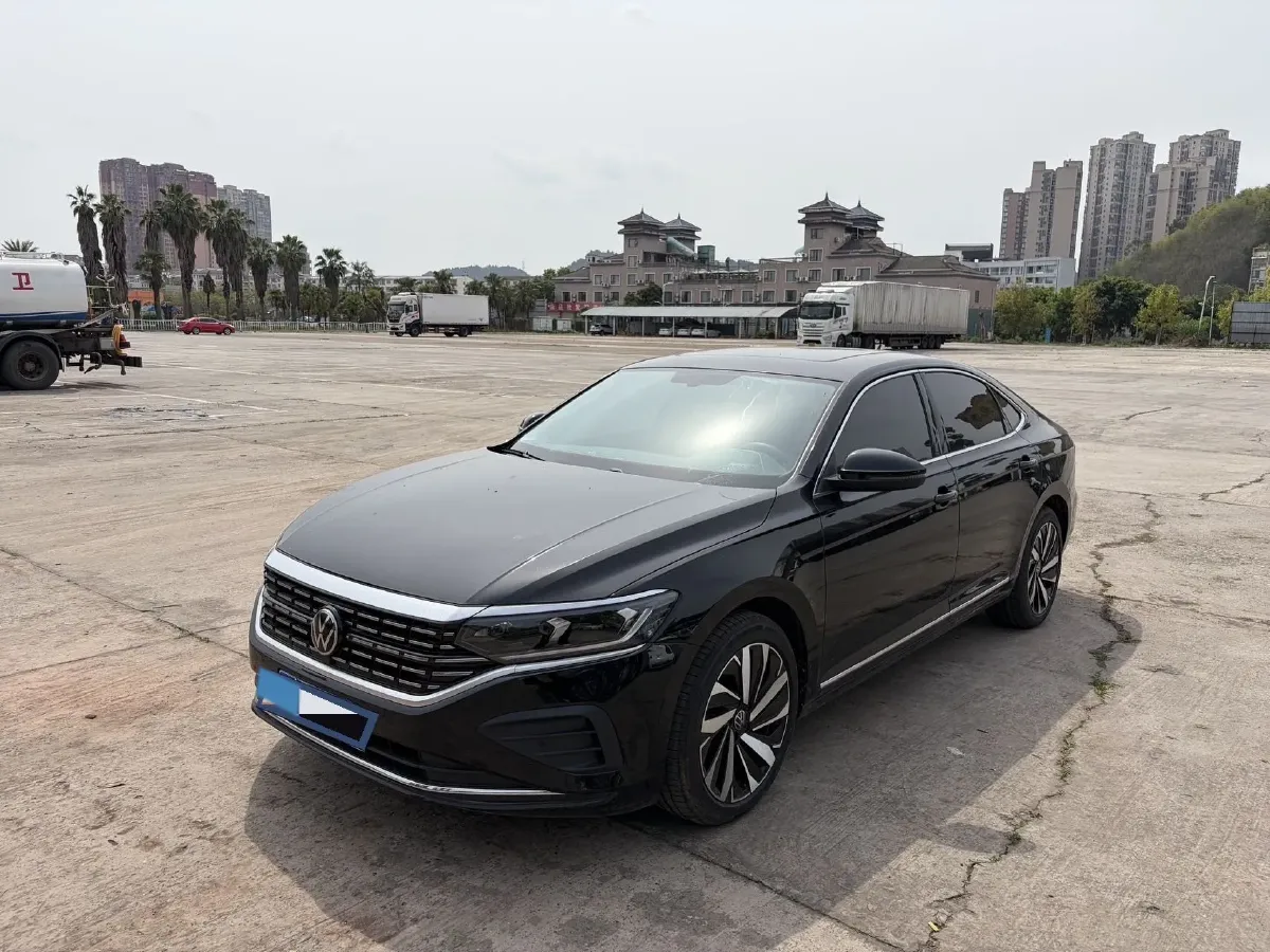 2024 Volkswagen Passat 2.0T 186HP L4 7DCT,autocango,china used car exporter,china ev exporter,chinese used car exporter,chinese used ev exporter