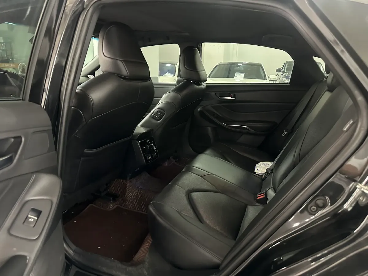 2019 Toyota Avalon 2.0L 178HP L4 CVT,autocango,china used car exporter,china ev exporter,chinese used car exporter,chinese used ev exporter