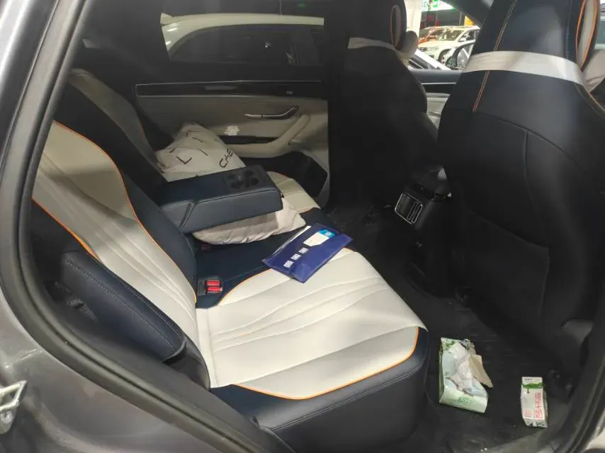 2022 Hyundai Tucson 2.0L 150HP L4 6AT Hybrid,autocango,china used car exporter,china ev exporter,chinese used car exporter,chinese used ev exporter