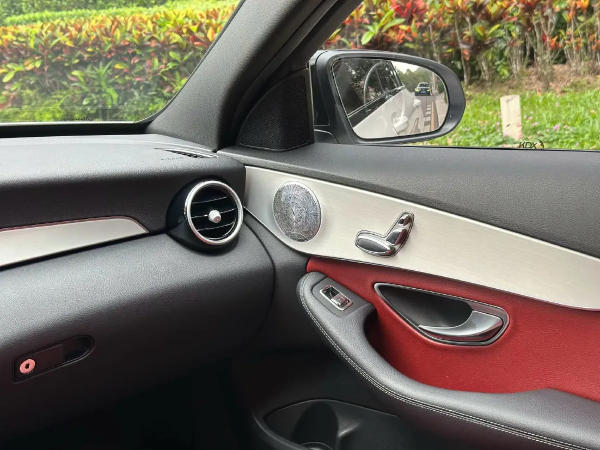 2021 Mercedes-Benz C Class 1.5T 184HP L4 9AT,autocango,china used car exporter,china ev exporter,chinese used car exporter,chinese used ev exporter