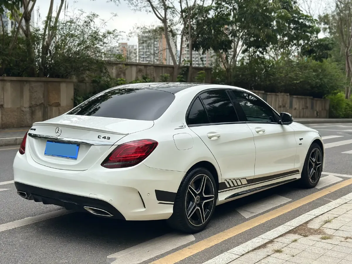 2021 Mercedes-Benz C Class 1.5T 184HP L4 9AT,autocango,china used car exporter,china ev exporter,chinese used car exporter,chinese used ev exporter