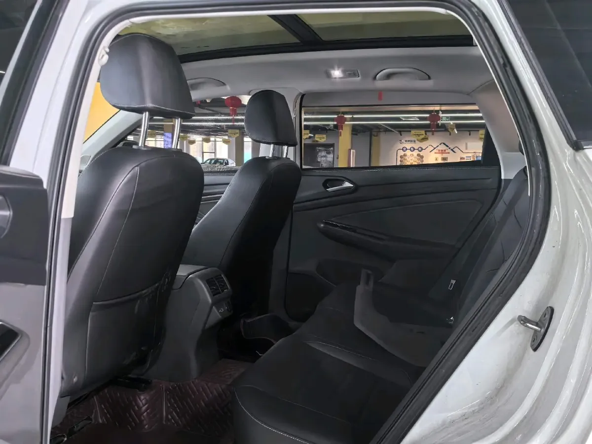 2021 Jetta VS7 1.4T 150HP L4 6AT,autocango,china used car exporter,china ev exporter,chinese used car exporter,chinese used ev exporter