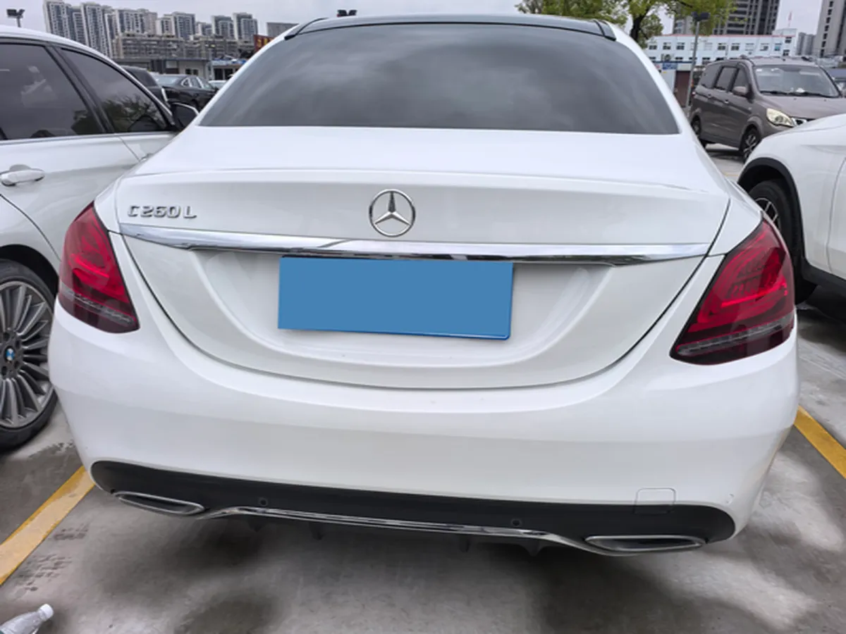 2021 Mercedes-Benz C Class 1.5T 184HP L4 9AT,autocango,china used car exporter,china ev exporter,chinese used car exporter,chinese used ev exporter