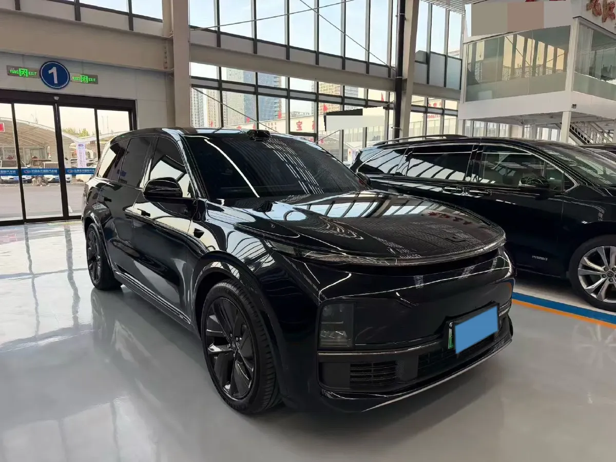 2024 Li L9 Range Extended 154HP REEV 52.3KWH,autocango,china used car exporter,china ev exporter,chinese used car exporter,chinese used ev exporter