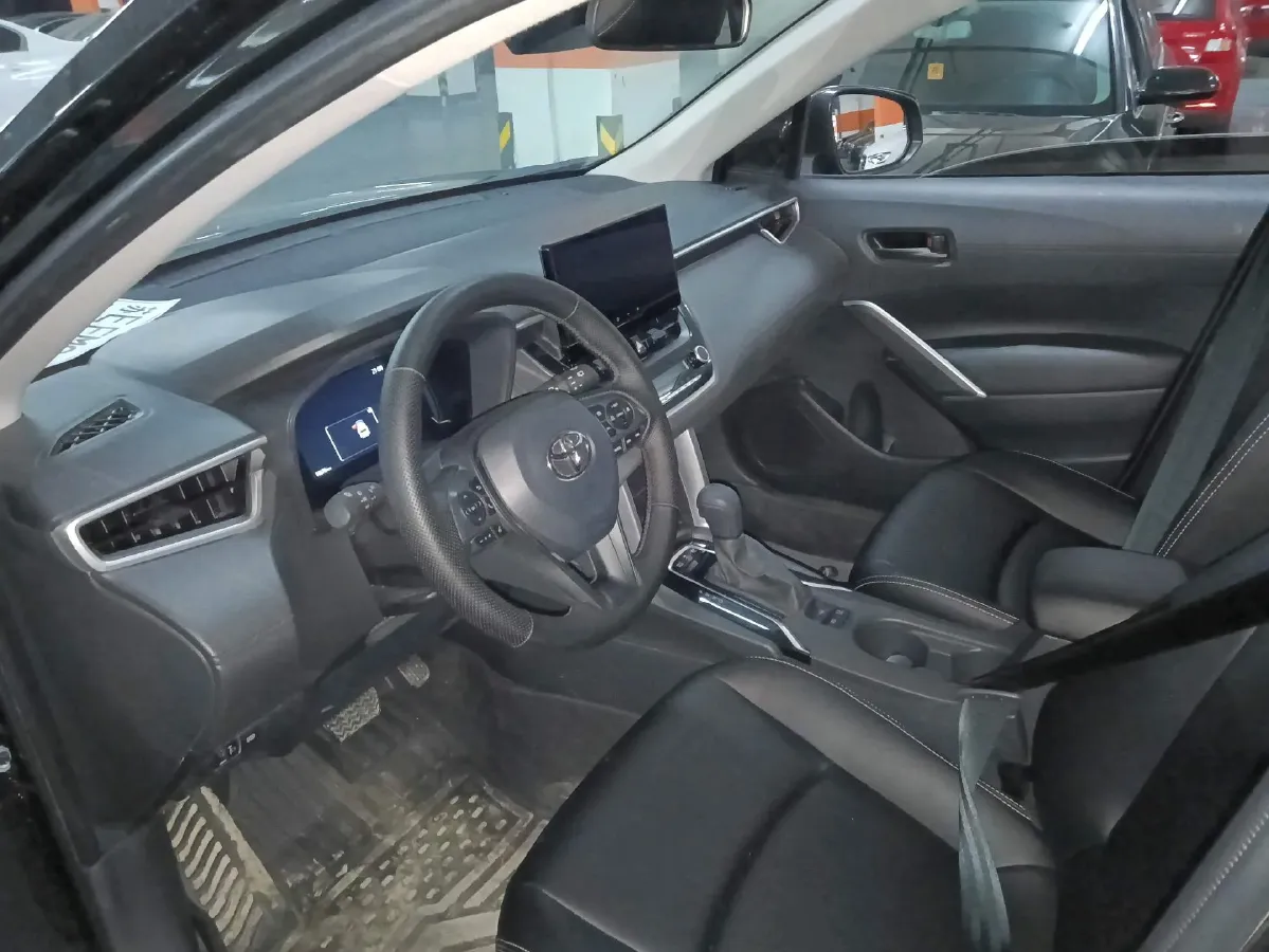 2024 Toyota Corolla Cross 2.0L 152HP L4 E-CVT Hybrid,autocango,china used car exporter,china ev exporter,chinese used car exporter,chinese used ev exporter