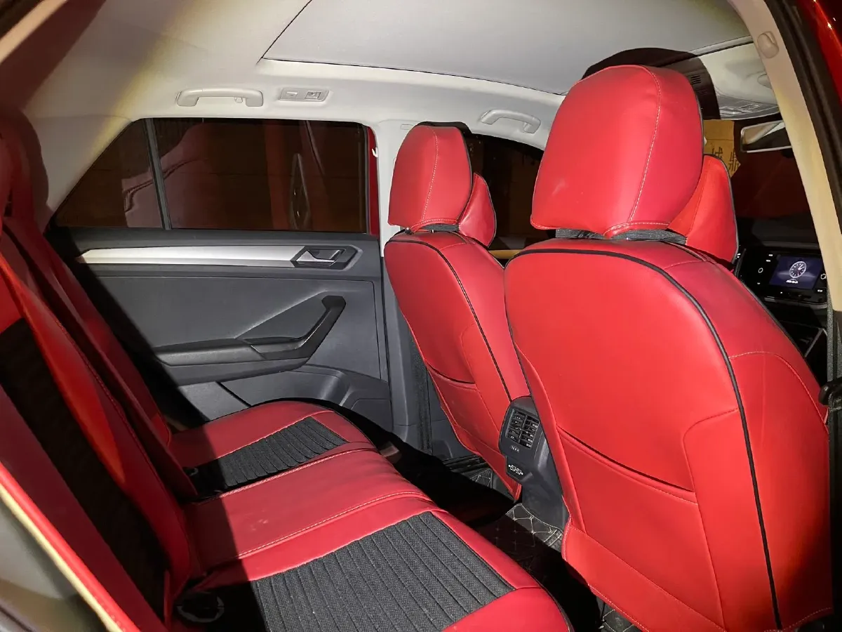 2020 Volkswagen T-Roc 1.4T 150HP L4 7DCT,autocango,china used car exporter,china ev exporter,chinese used car exporter,chinese used ev exporter