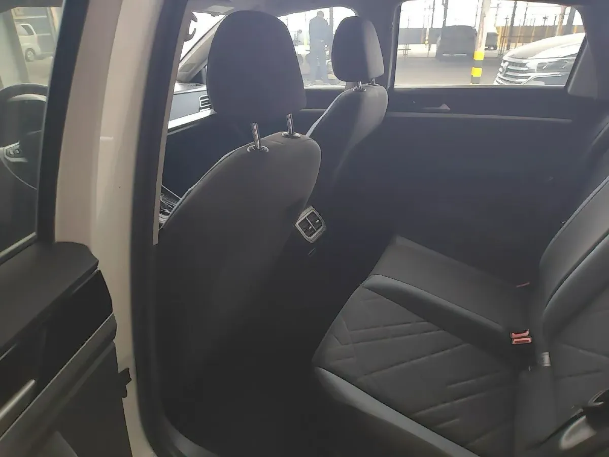 2023 Volkswagen Lavida 1.5L 113HP L4 6AT,autocango,china used car exporter,china ev exporter,chinese used car exporter,chinese used ev exporter