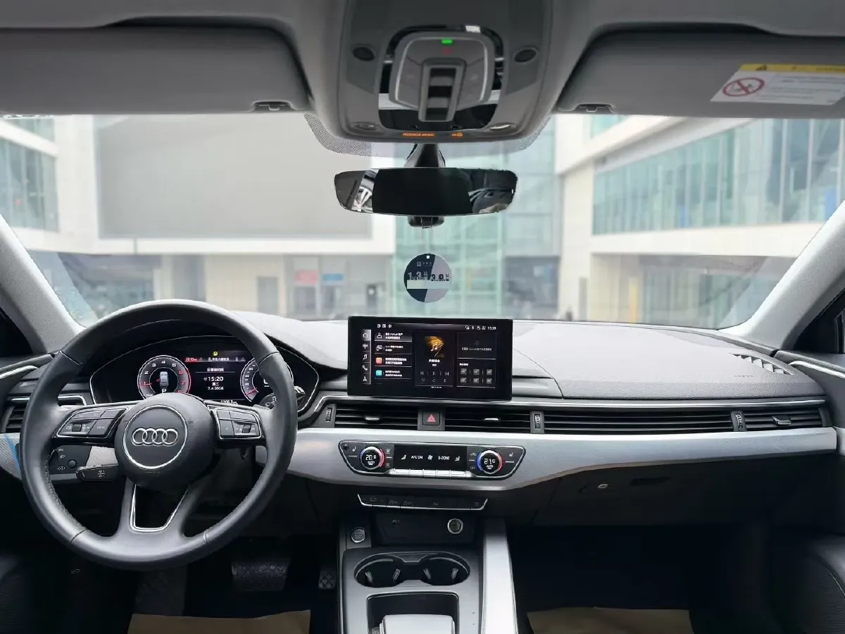 2021 Audi A4 2.0T 204HP L4 7DCT,autocango,china used car exporter,china ev exporter,chinese used car exporter,chinese used ev exporter