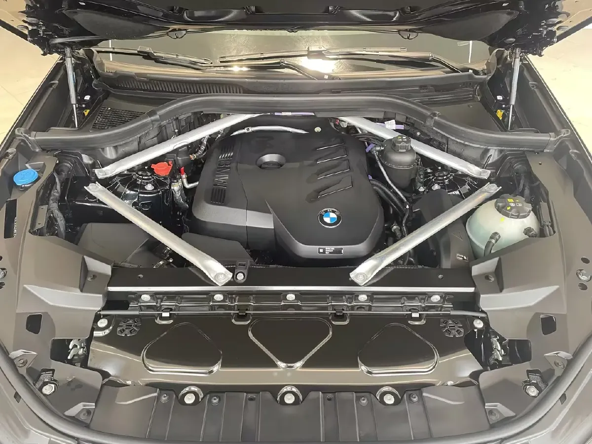 2023 BMW X5 2.0T 258HP L4 8AT,autocango,china used car exporter,china ev exporter,chinese used car exporter,chinese used ev exporter