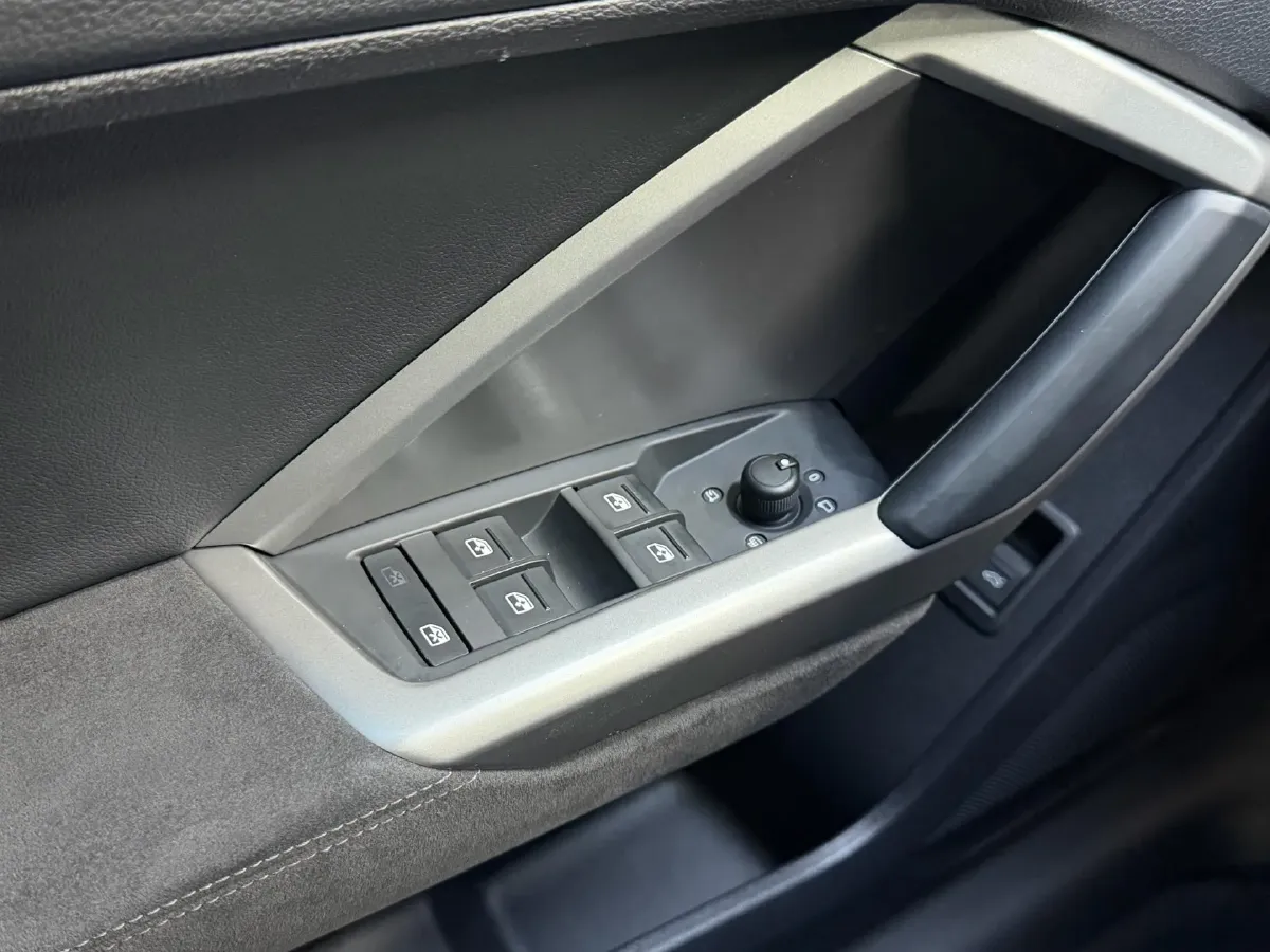 2021 Audi Q3 1.4T 150HP L4 7DCT,autocango,china used car exporter,china ev exporter,chinese used car exporter,chinese used ev exporter