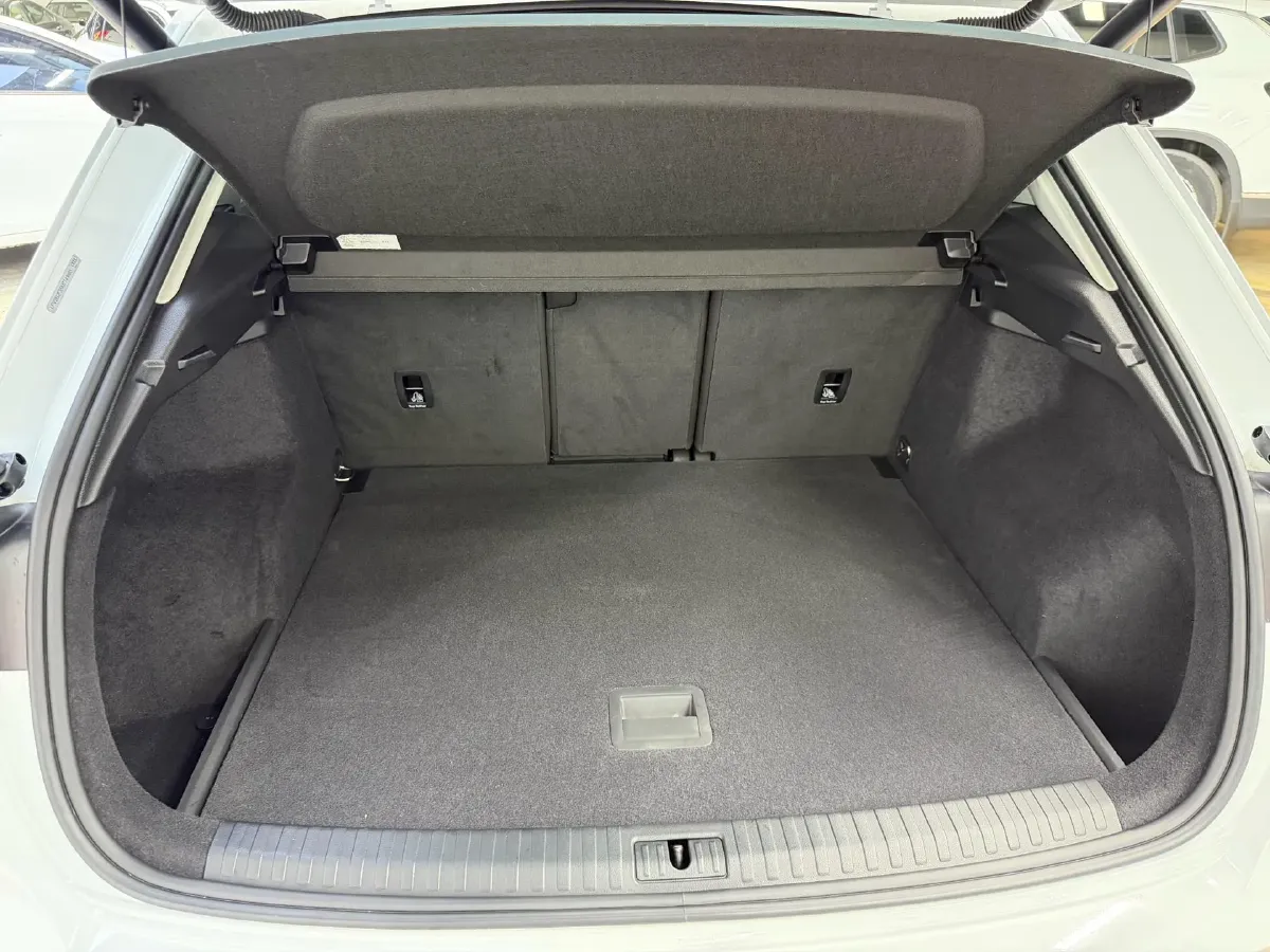 2021 Audi Q3 1.4T 150HP L4 7DCT,autocango,china used car exporter,china ev exporter,chinese used car exporter,chinese used ev exporter