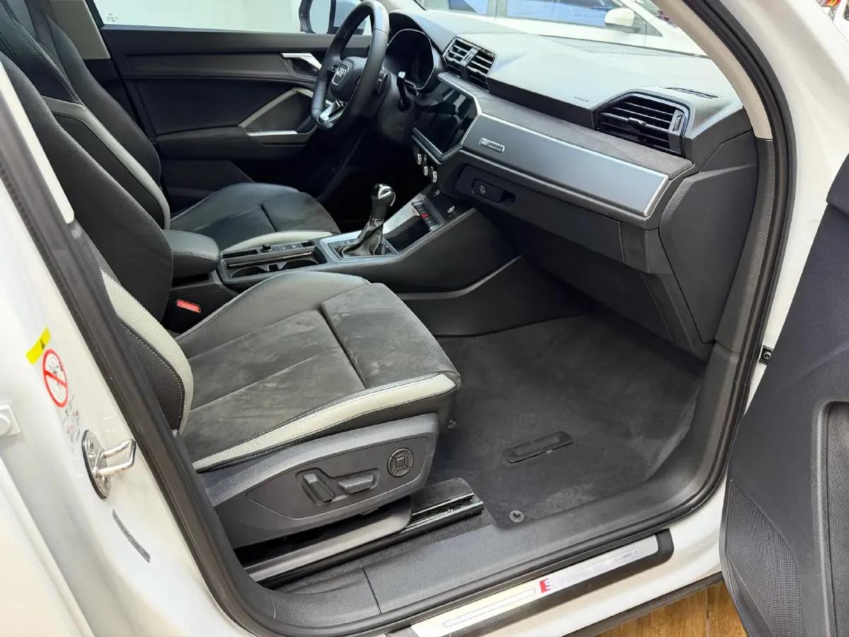 2021 Audi Q3 1.4T 150HP L4 7DCT,autocango,china used car exporter,china ev exporter,chinese used car exporter,chinese used ev exporter