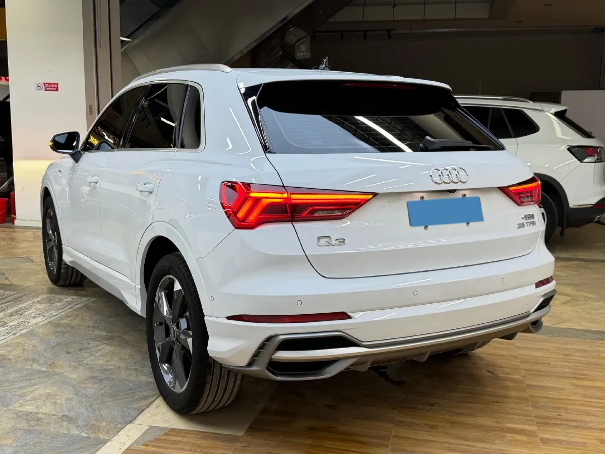 2021 Audi Q3 1.4T 150HP L4 7DCT,autocango,china used car exporter,china ev exporter,chinese used car exporter,chinese used ev exporter