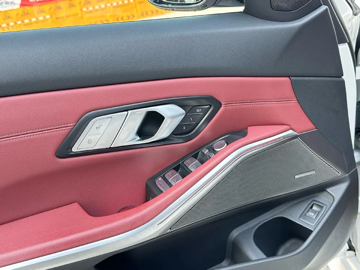 2022 BMW 3 Series 2.0T 184HP L4 8AT,autocango,china used car exporter,china ev exporter,chinese used car exporter,chinese used ev exporter