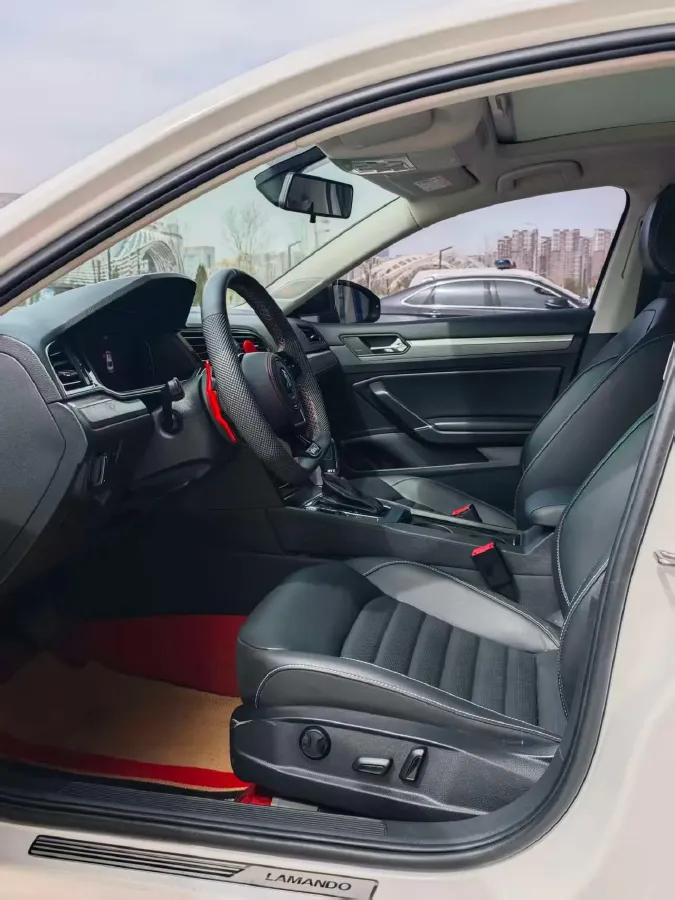 2021 Volkswagen T-Roc 1.4T 150HP L4 7DCT,autocango,china used car exporter,china ev exporter,chinese used car exporter,chinese used ev exporter