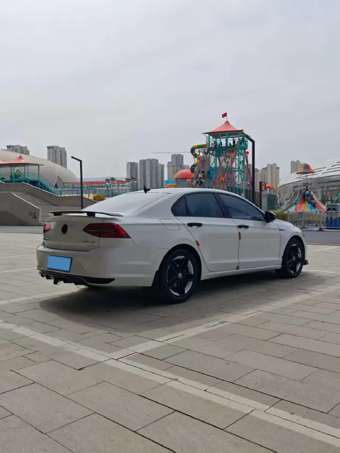 2021 Volkswagen T-Roc 1.4T 150HP L4 7DCT,autocango,china used car exporter,china ev exporter,chinese used car exporter,chinese used ev exporter