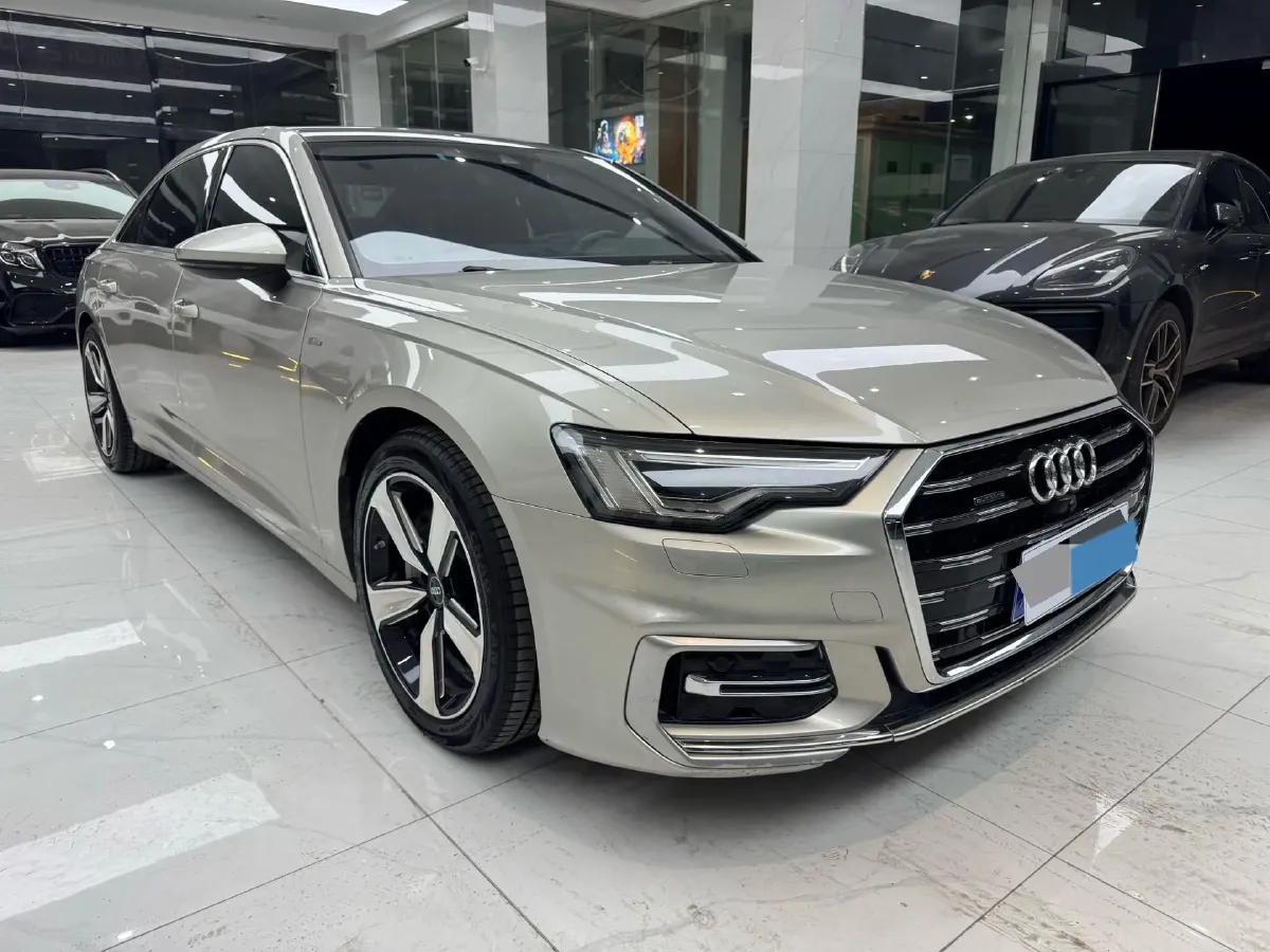 2020 Audi A6L 2.0T 224HP L4 7DCT,autocango,china used car exporter,china ev exporter,chinese used car exporter,chinese used ev exporter